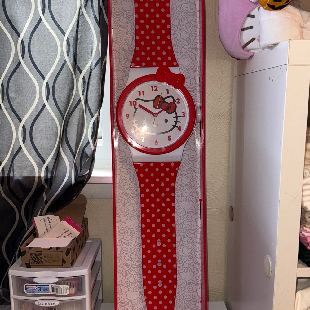 Hello Kitty Red Polka Dot Wall Clock